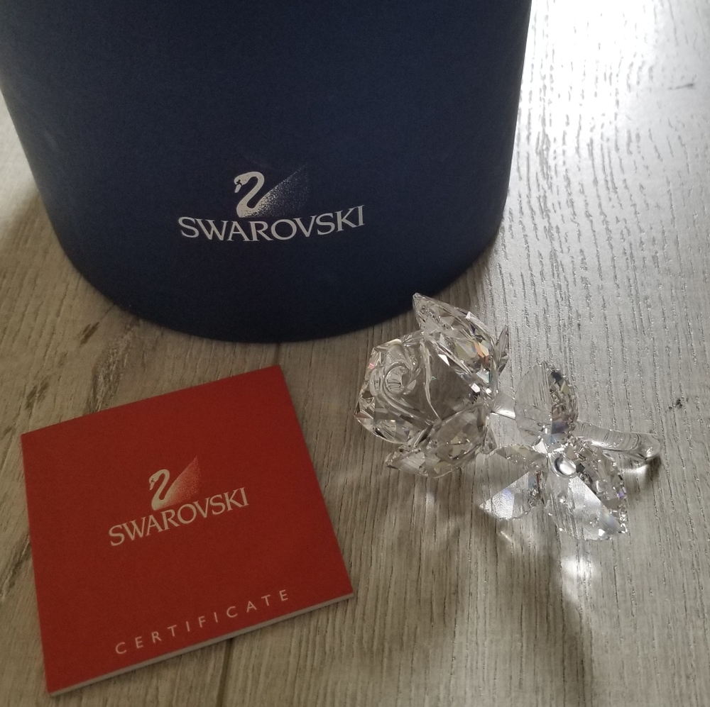 Swarovski Rose (Retired Design)